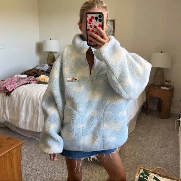 Madhappy blue cloud Sherpa pullover large - Picture 2 of 7